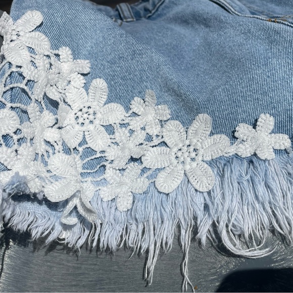 SHEIN Blue Denim Lace Trim Fringe Shorts - Picture 2 of 5